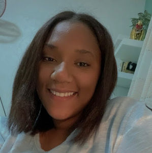 Meet your Posher, Melany